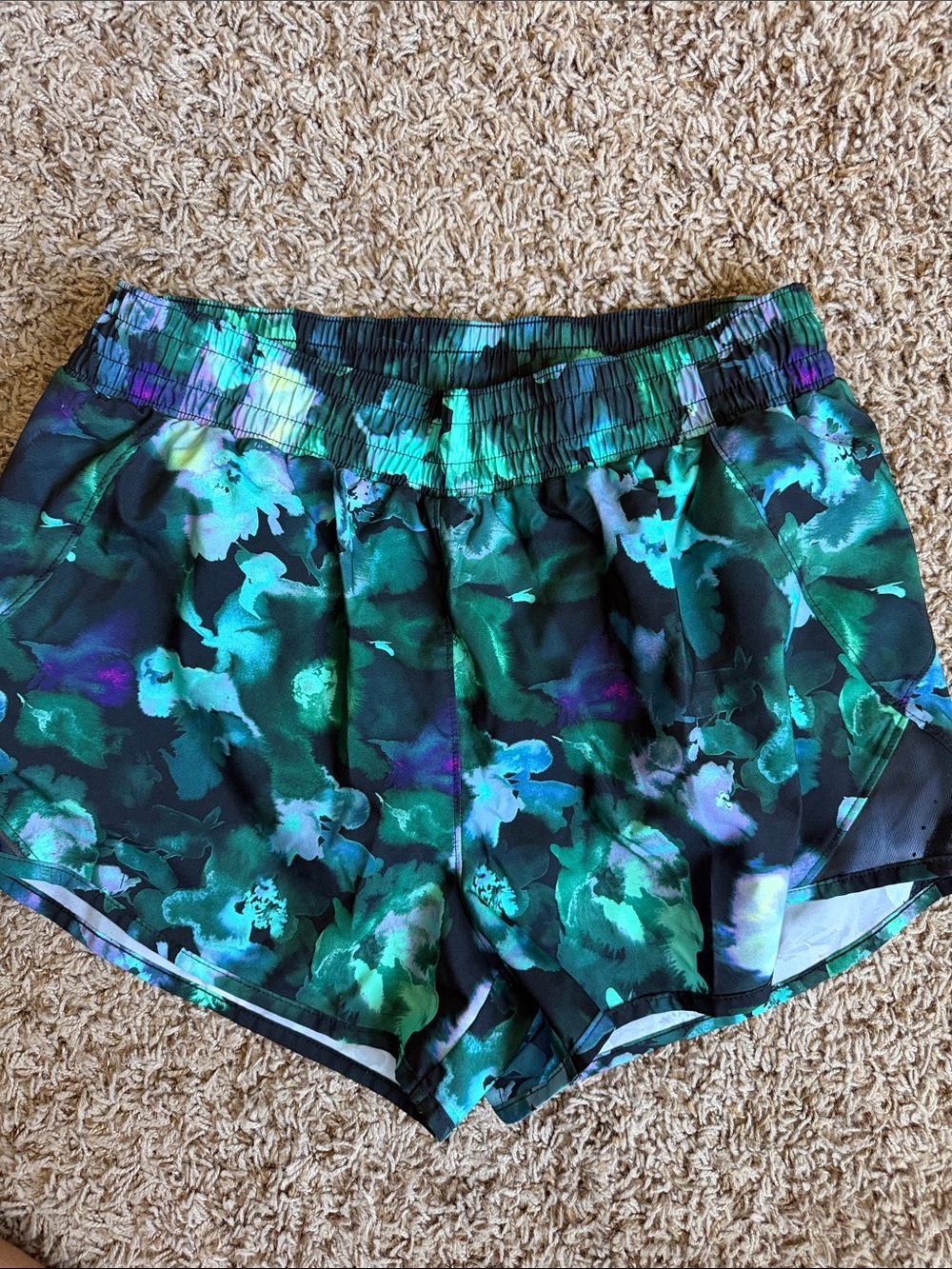 All in Motion active shorts